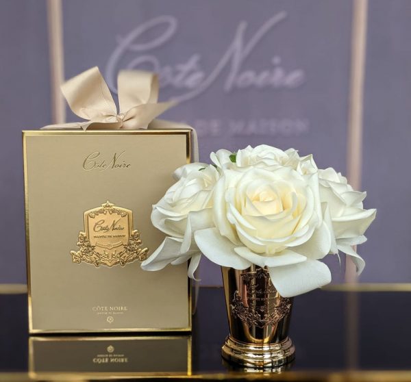 Cote Noire – Seven Rose Bouquet in Champagne – Gold Goblet