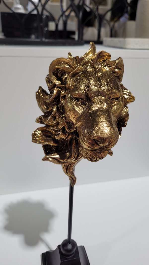 Lion Head On Stand Gold